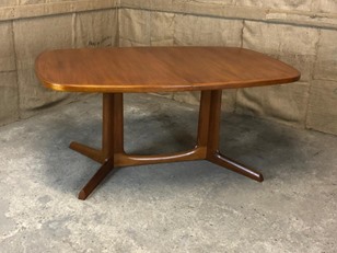 Niels Moller Extending Teak Dining Table