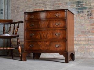  Serpentine Mahogany Chest of Drawers 